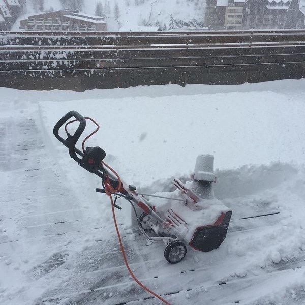 Limite sur grosse neige