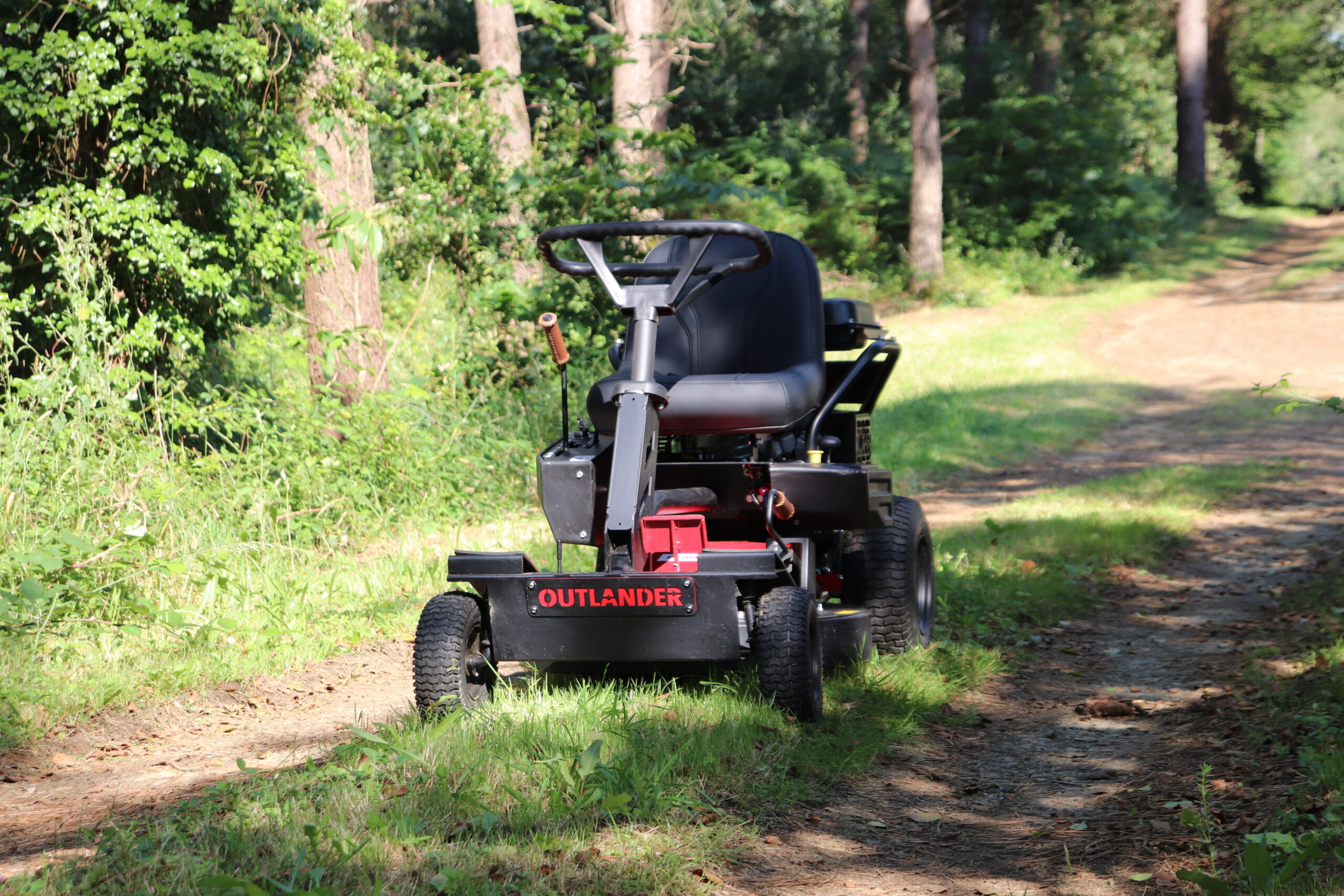pubert-outlander-84-130h-tondeuse-mulching image 7